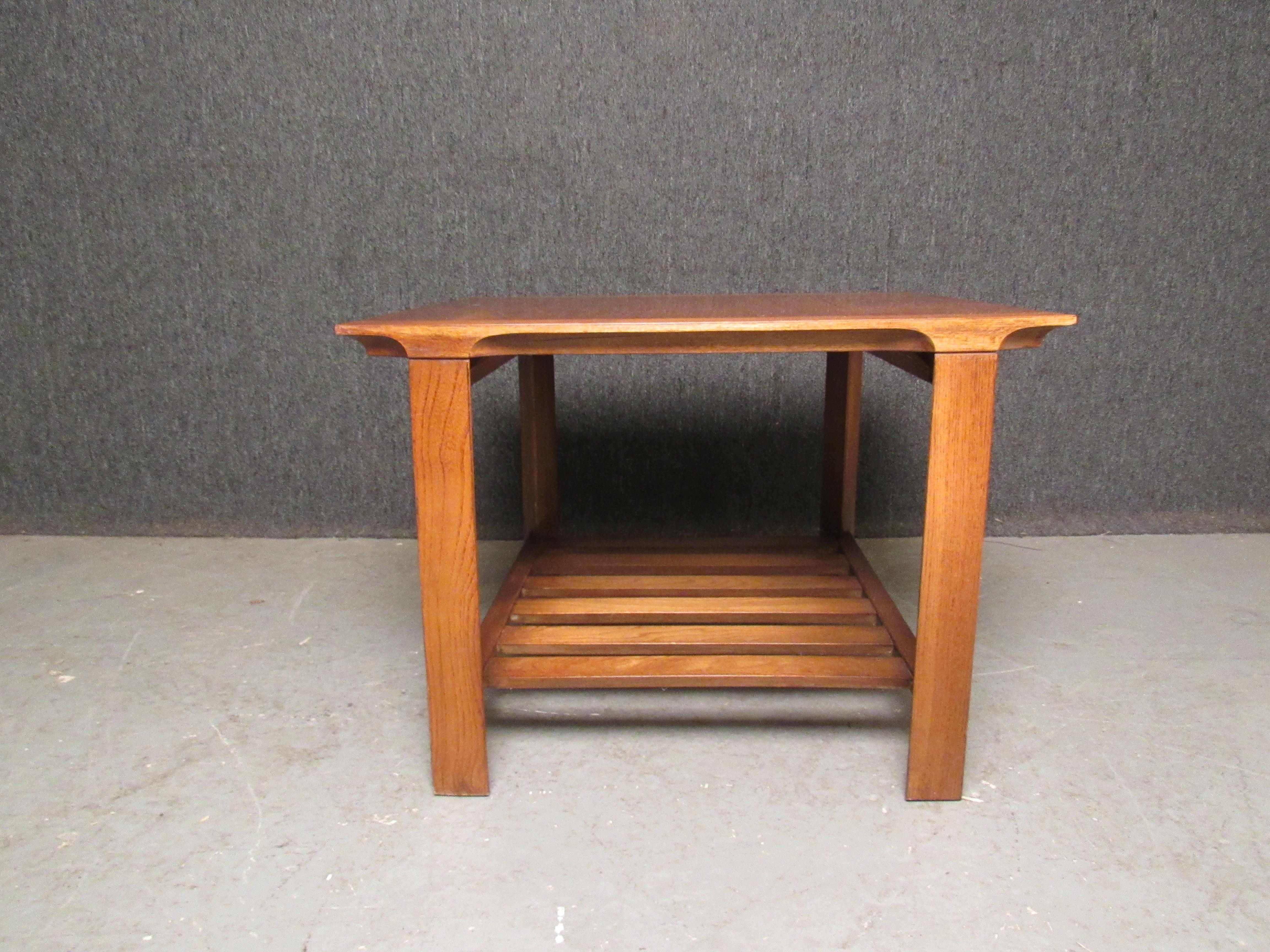 Arts and Crafts Vintage Arts & Crafts Side Table by Lane Furniture For Sale