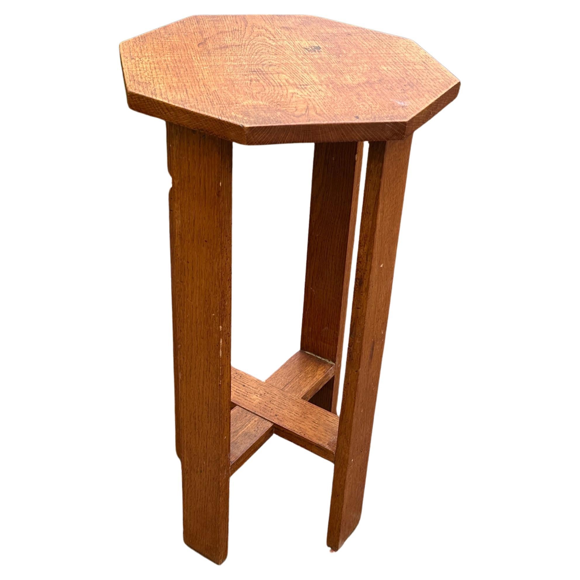 Vintage Arts & Crafts Small Stand -  Stickley era ,                 W8356