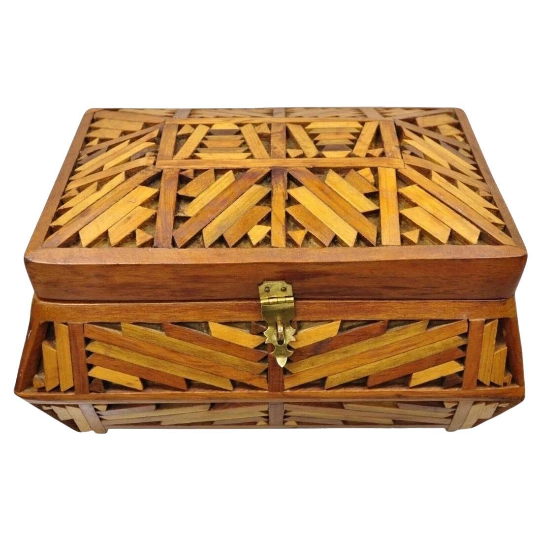 Vintage Arts 
Crafts Tramp Art Arte popular Incrustación de madera Joyería Baratija Caja de escritorio