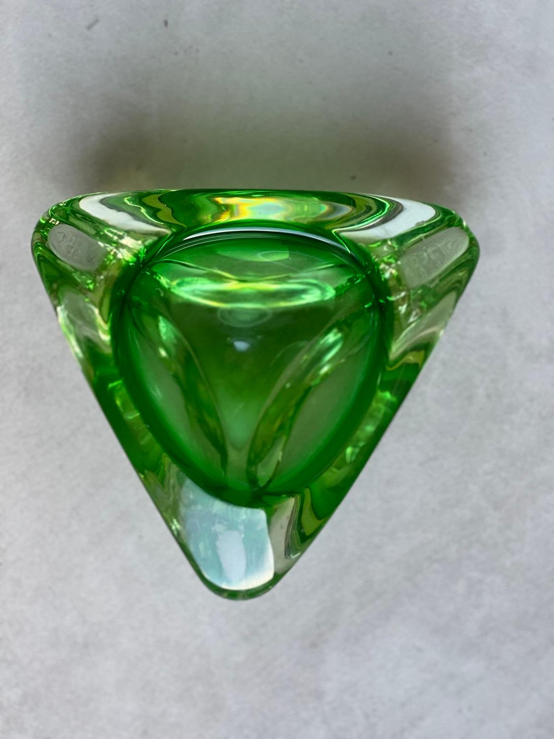 Vintage Ashtray in Green Sommerso Murano Glass, Coffee Table Accent, Collectible For Sale 7