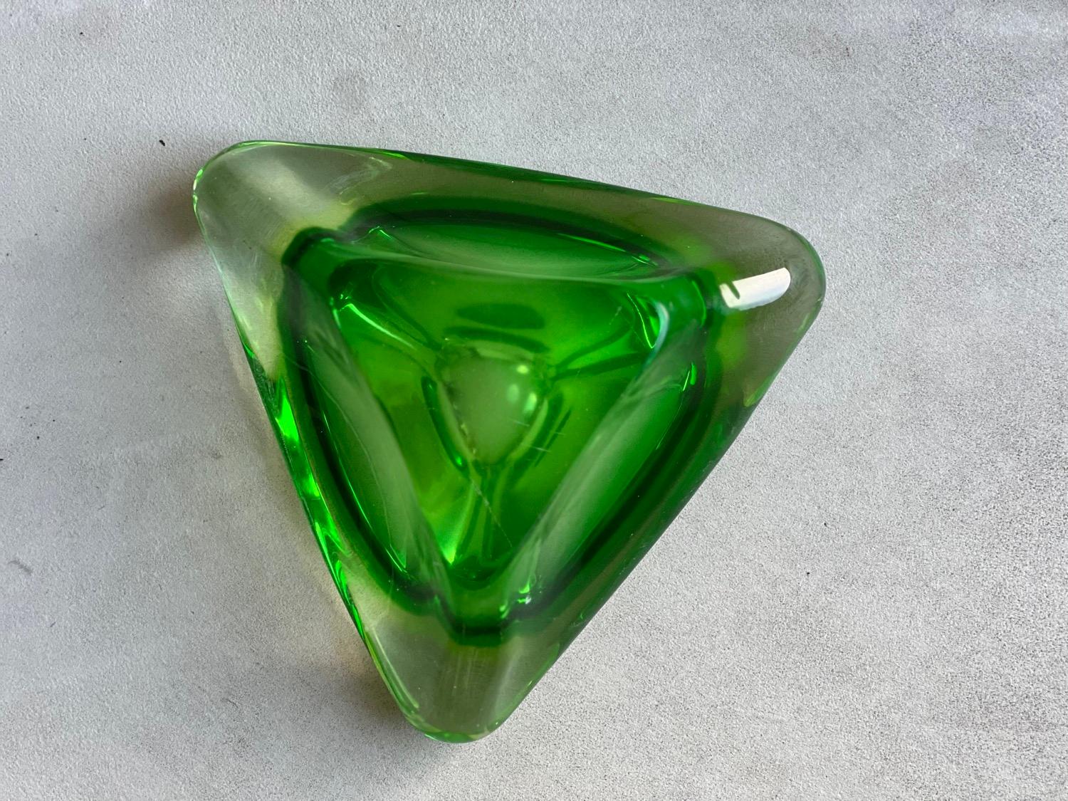 Vintage Ashtray in Green Sommerso Murano Glass, Coffee Table Accent, Collectible For Sale 9