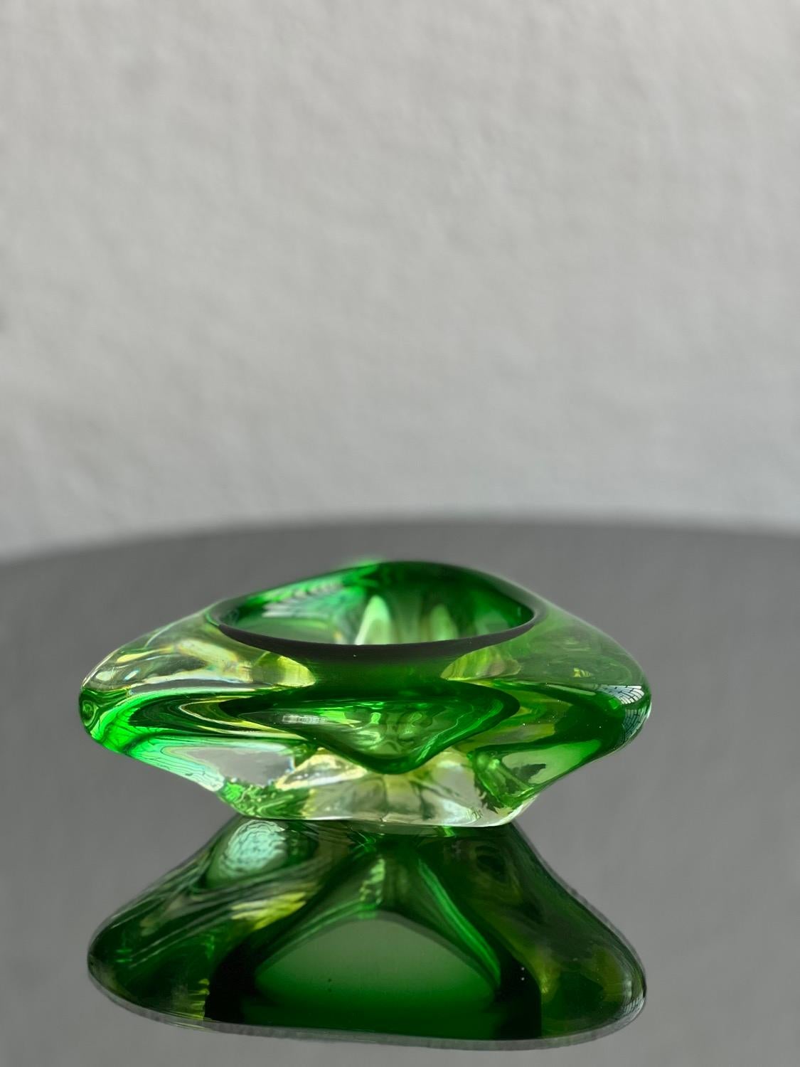 Vintage Ashtray in Green Sommerso Murano Glass, Coffee Table Accent, Collectible For Sale 5