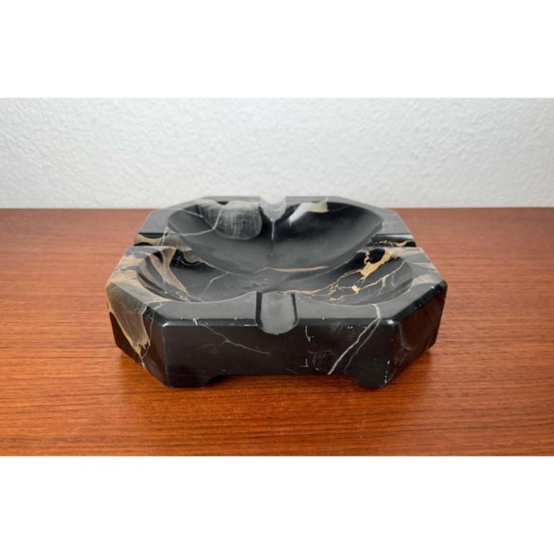 Cenicero vintage de mármol siglo XX en venta