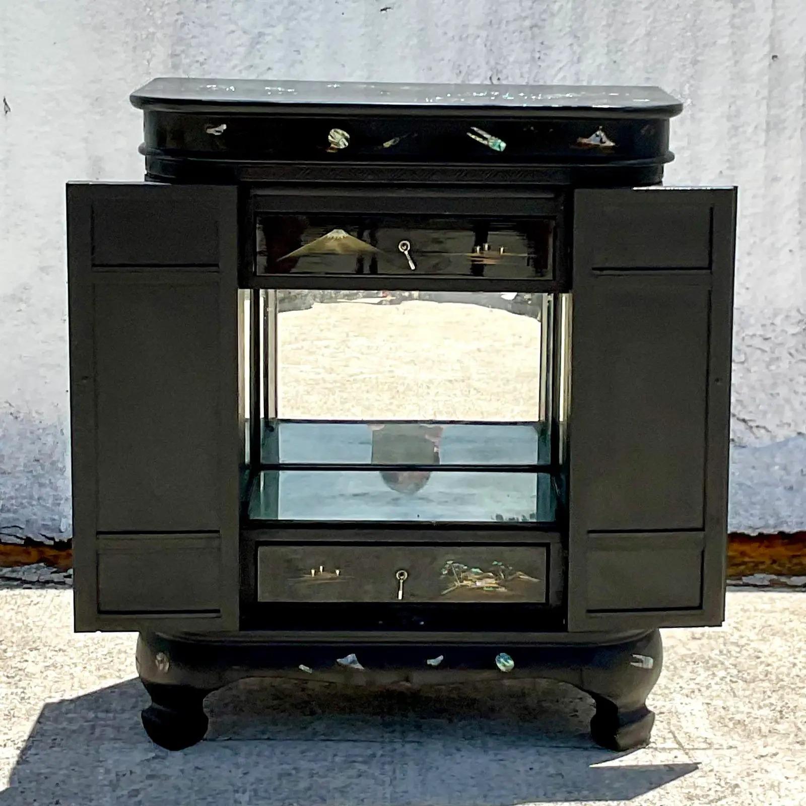 20th Century Vintage Asian Black Lacquer Chinoiserie Dry Bar After George Zee