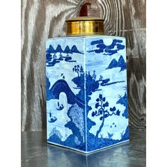 Vasetto di zenzero vintage asiatico con tappo in ottone bianco e blu