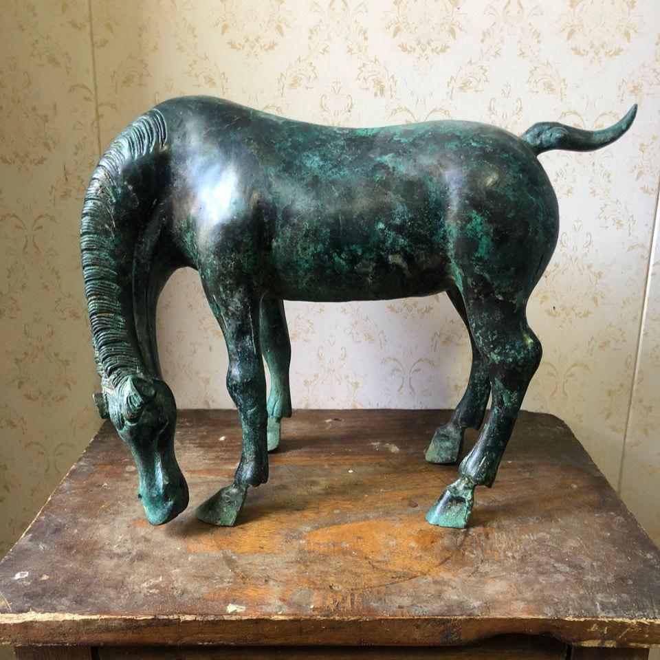 Vintage Asian Bronze Drinking Horse Statue – Symbol of Humility, Strength & Endurance

Add elegance and symbolism to your space with this Vintage Asian Bronze Drinking Water Horse, a beautifully cast sculpture representing grace in humility,