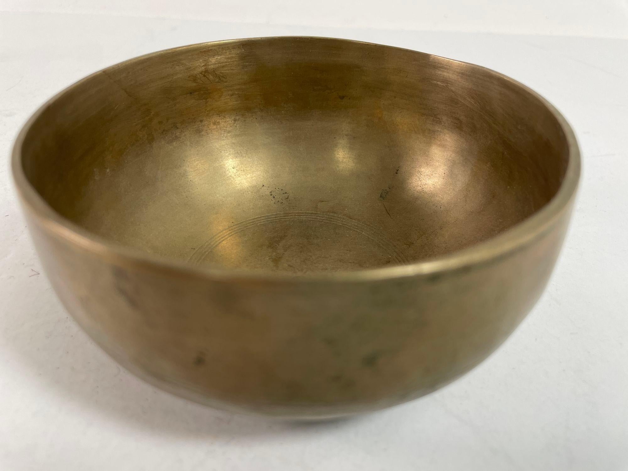 Vintage Asian Bronze Singing Hammered Bowl For Sale 3