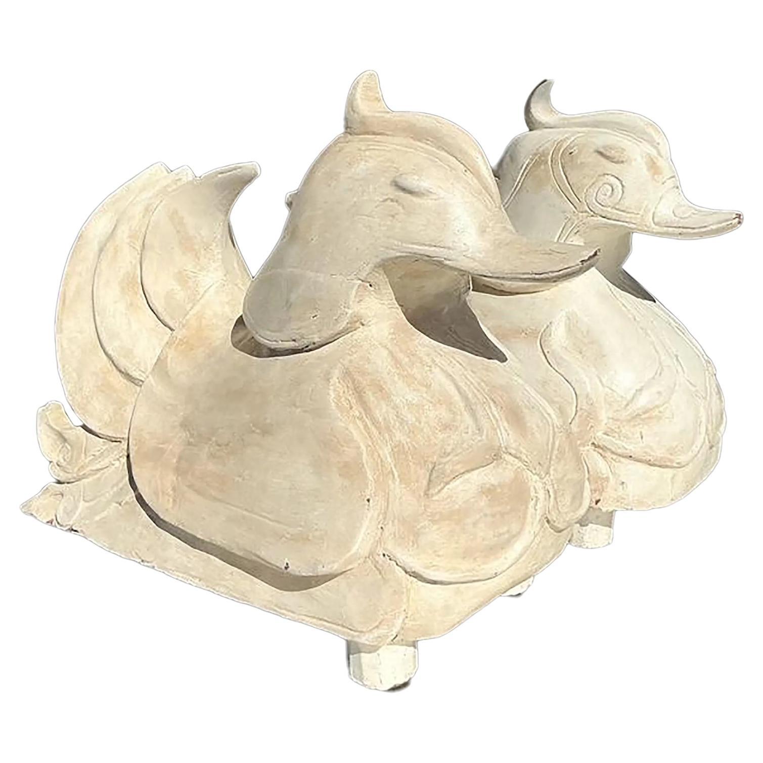 Paire de canards asiatiques en bois de mandarin sculpté