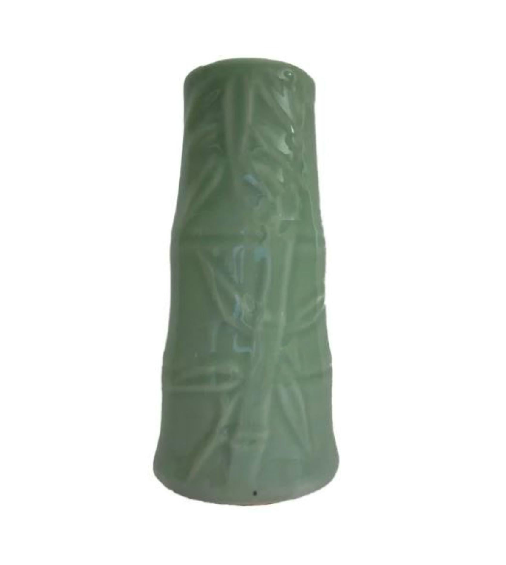 Vintage Asian porcelain vase with celadon glaze - bamboo form - unsigned - mid 20th century.

Excellent vintage condition - no loss - no damage - no restoration.

Size - 4