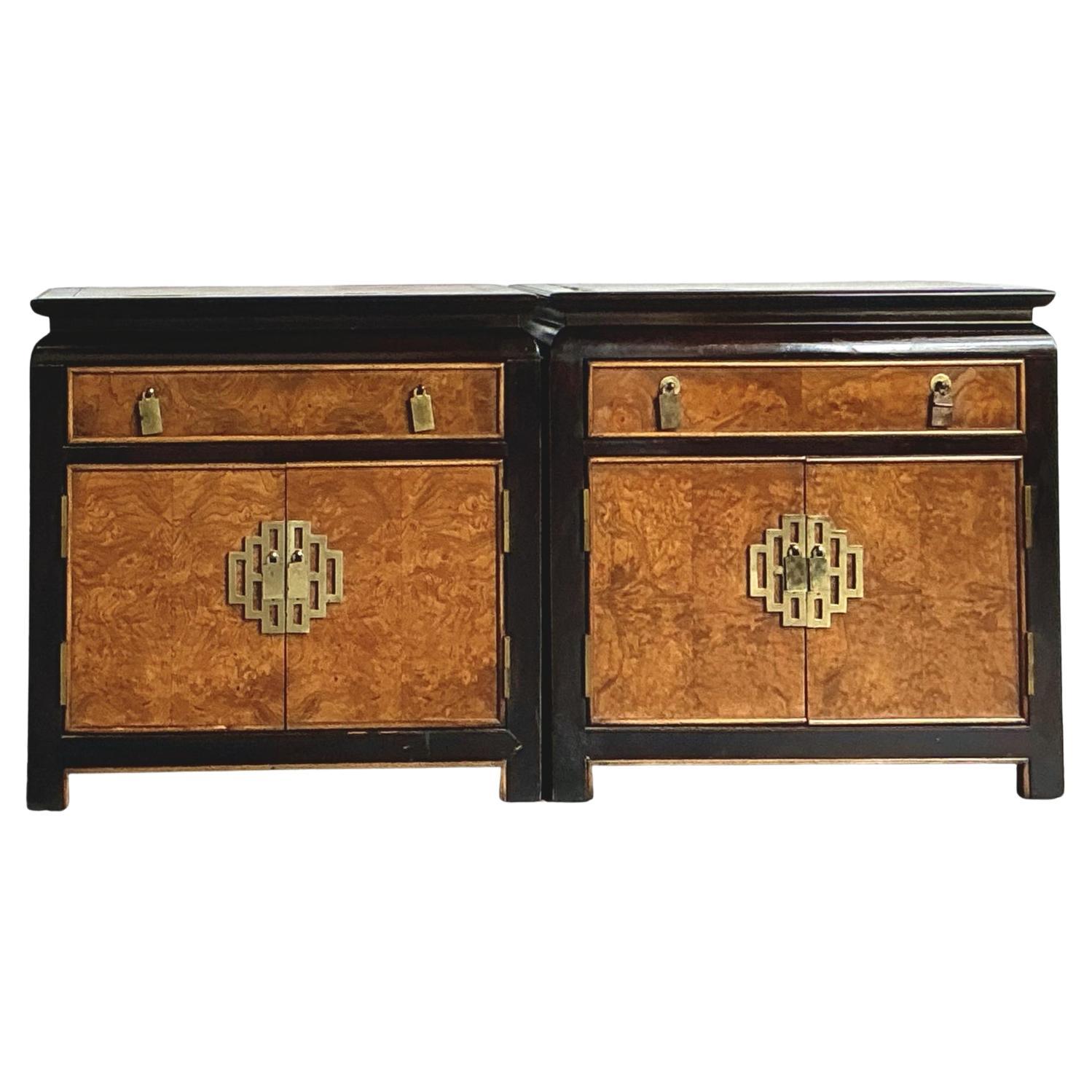 Vintage Asian Century Chin Hua Nachttische - Ein Paar