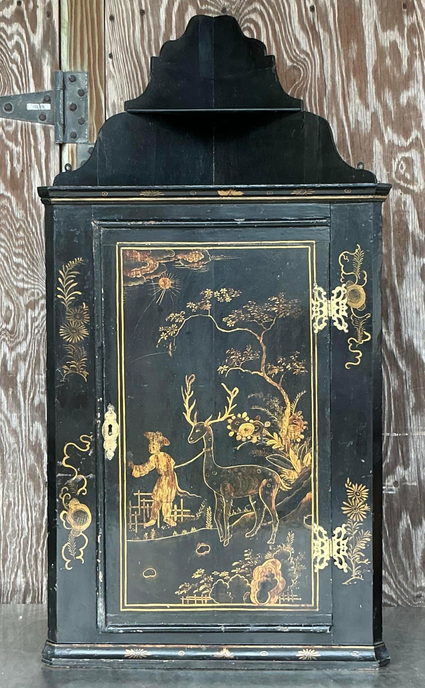 Asiatischer schwebender Vintage-Chinoiserie-Eckschrank im Angebot 1