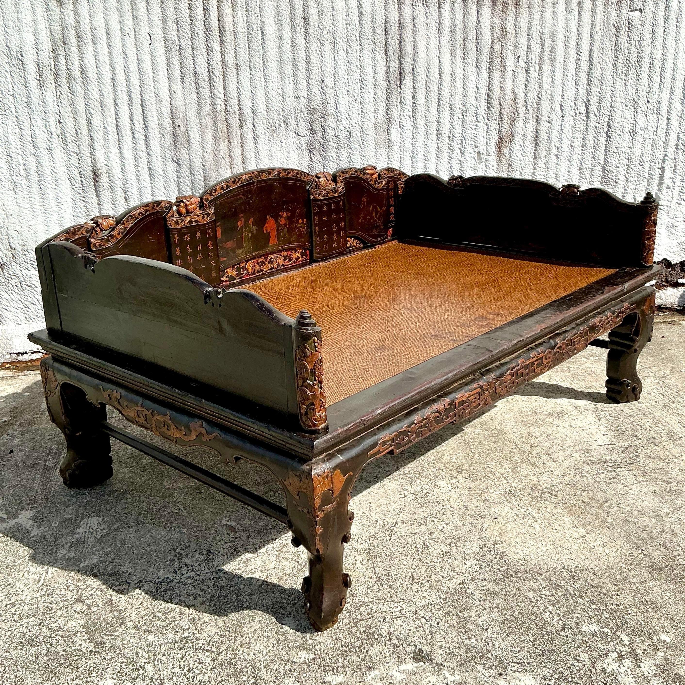 Lit vintage asiatique chinoiseries en opium en vente 5