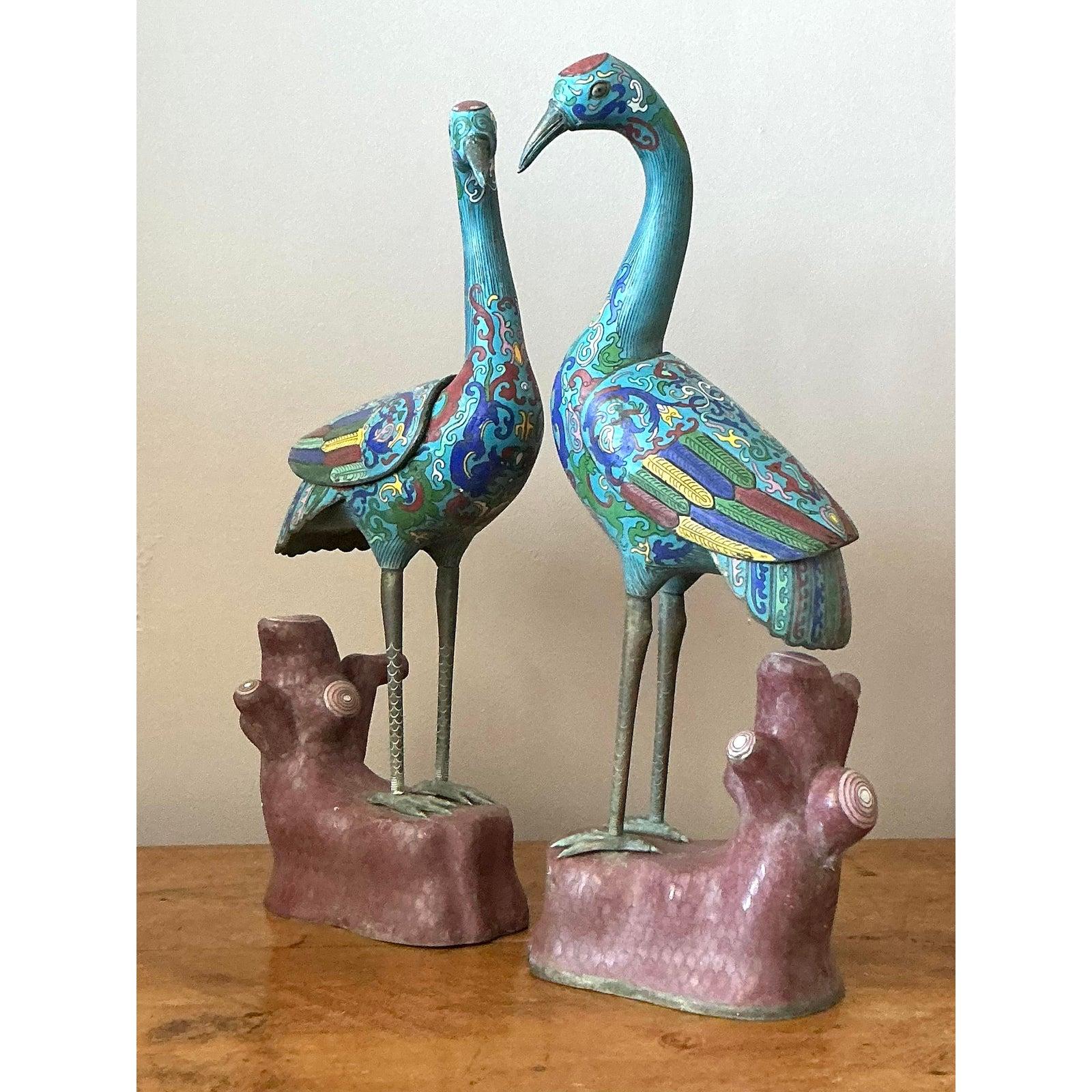 Cinese Gru asiatiche smaltate cloisonné d'epoca - Set di 2 in vendita