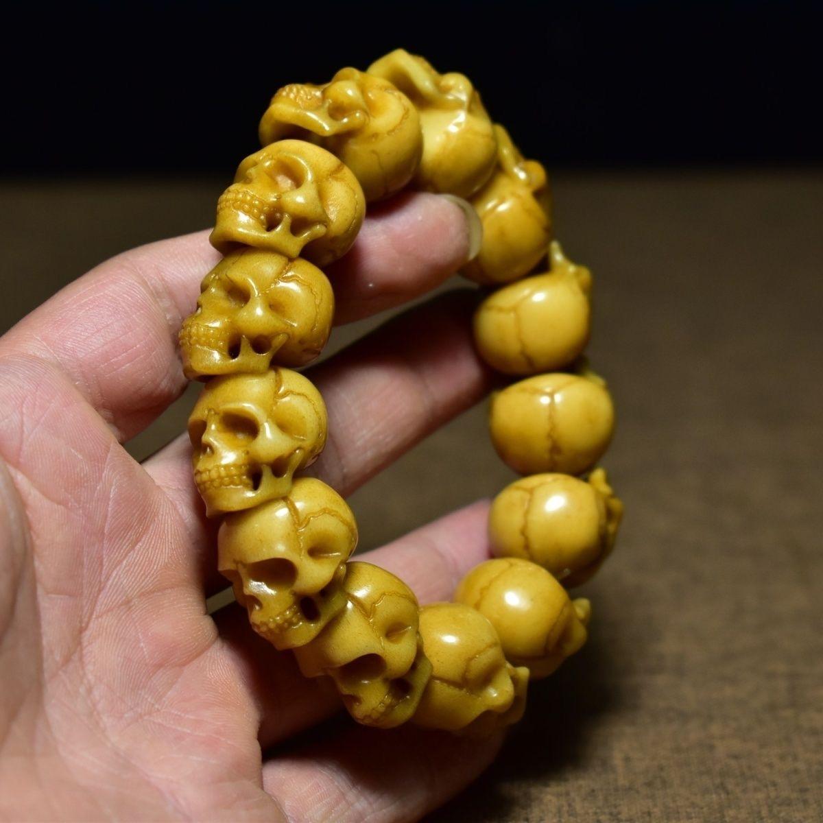 19th Century Vintage Asian Deer Horns Carving Human Skulls Beads Noble Bracelet For Sale