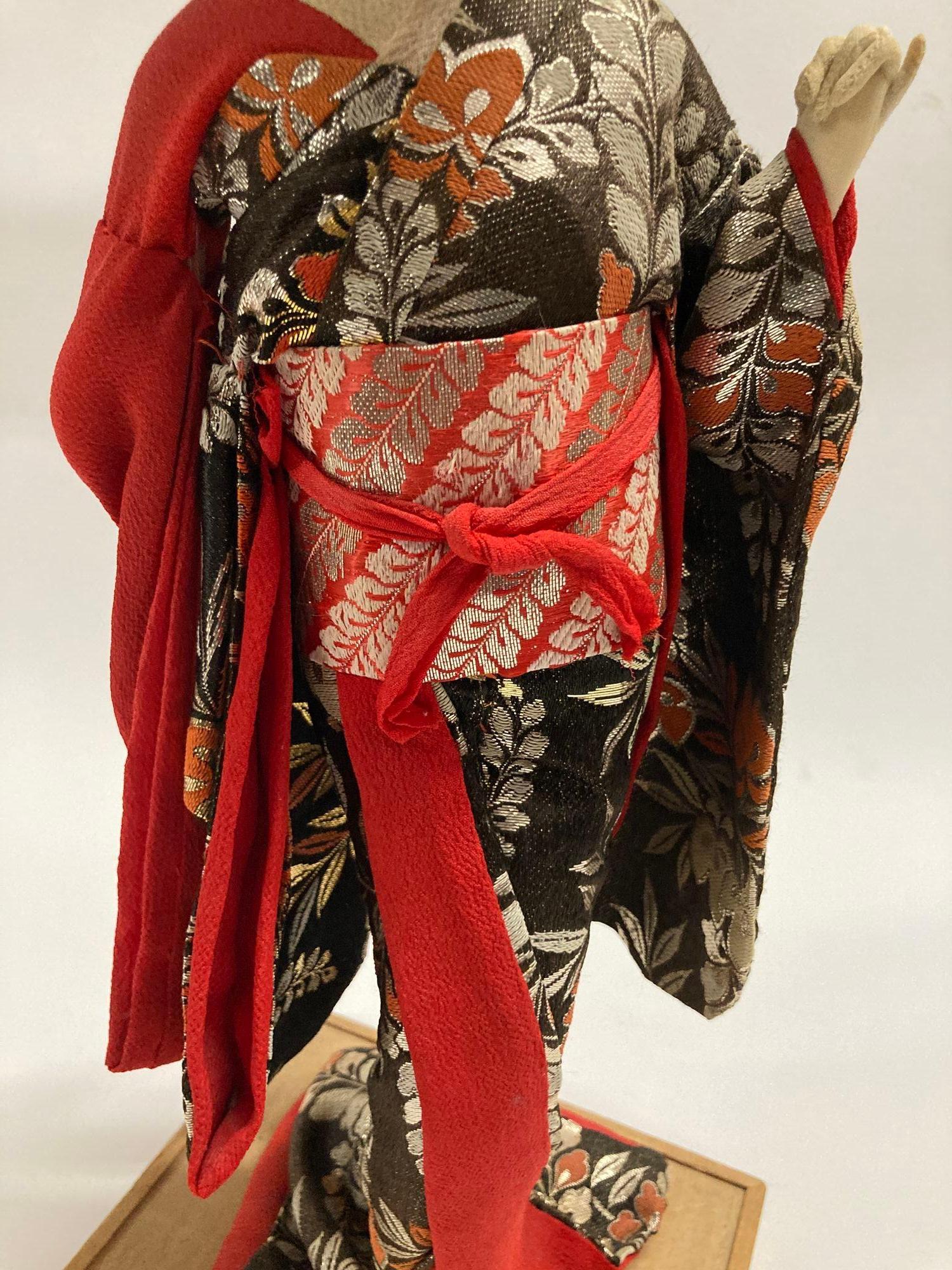 Vintage Asian Geisha Japanese Figurine Collectible Doll 1950s 2