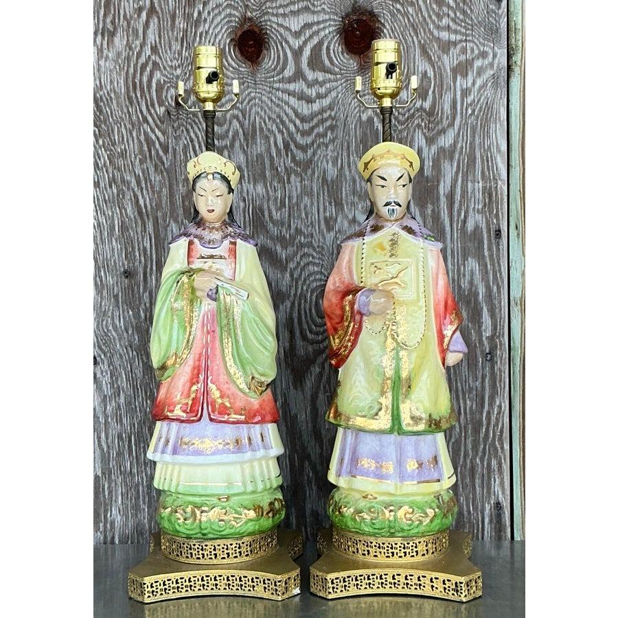 20ième siècle Paire de lampes empereur vintage en céramique glacée asiatique en vente