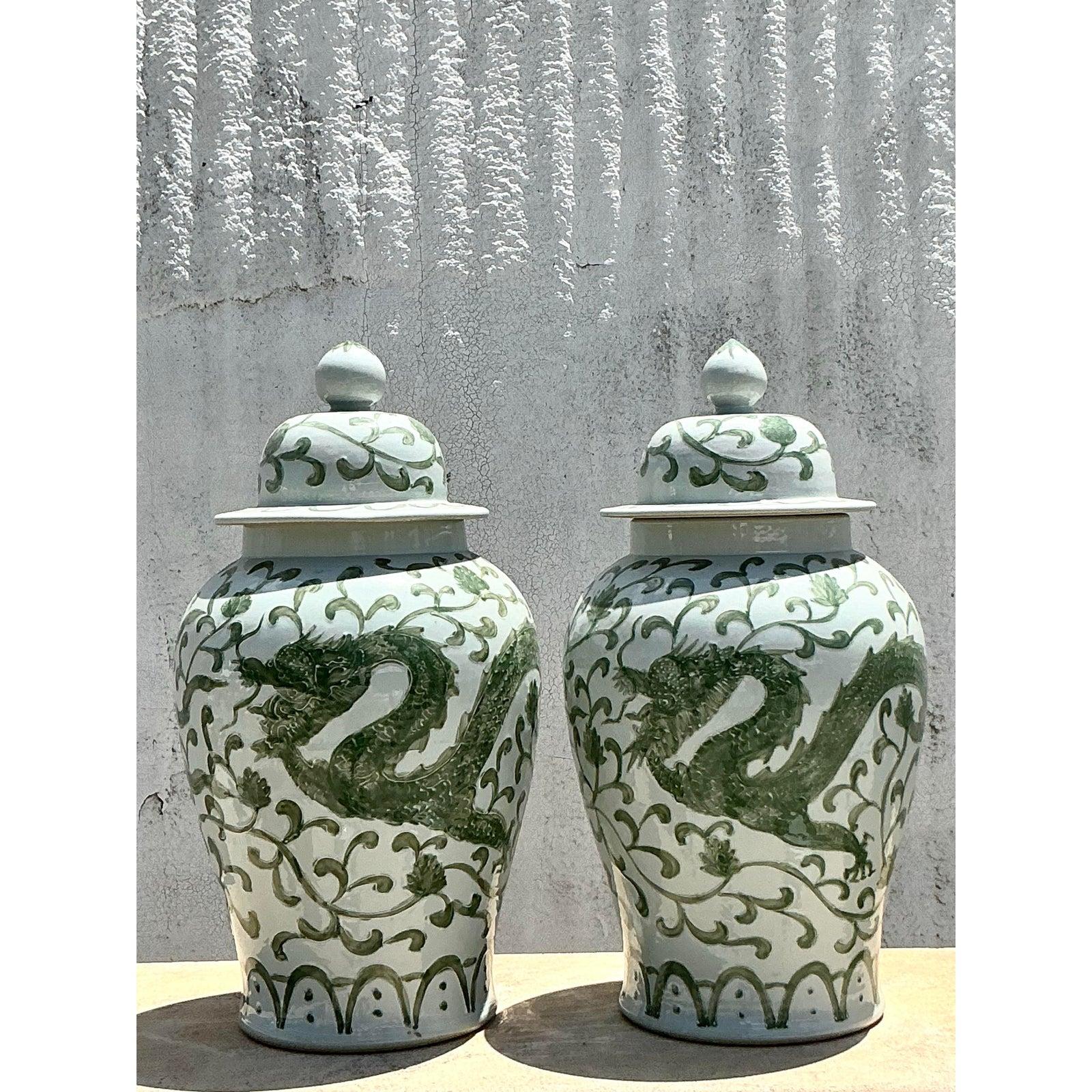 XXIe siècle et contemporain Paire d'urnes à couvercle en céramique vernissée d'origine asiatique en vente