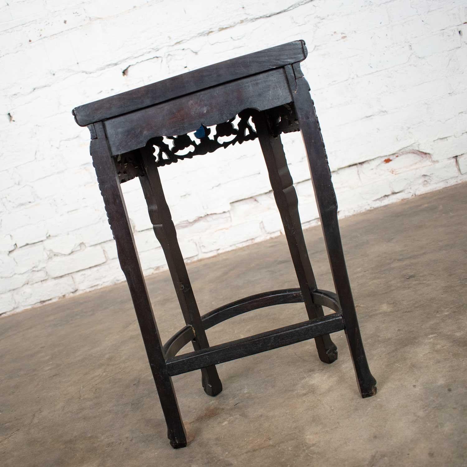 Vintage Asian Half-Moon Console Table Side Table Demilune Table or Stand In Good Condition In Topeka, KS