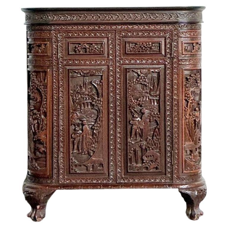 Vintage Asian Hand geschnitzt Kampfer trocken Bar im Angebot