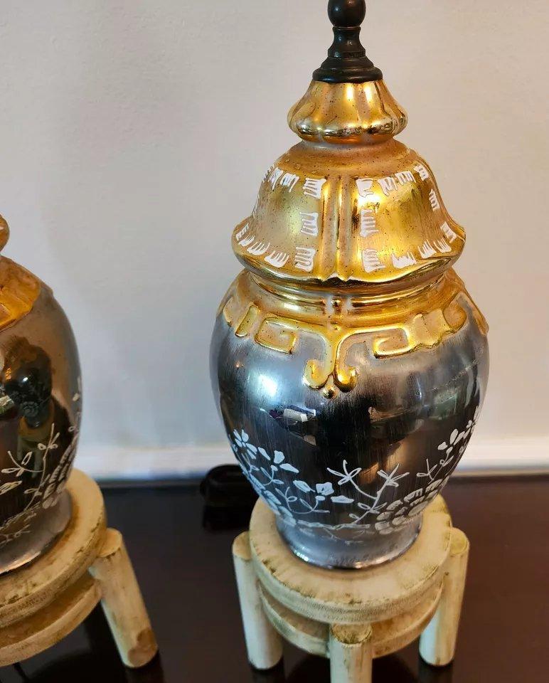 Pareja de lámparas de mesa asiáticas vintage Colibrí en venta 3