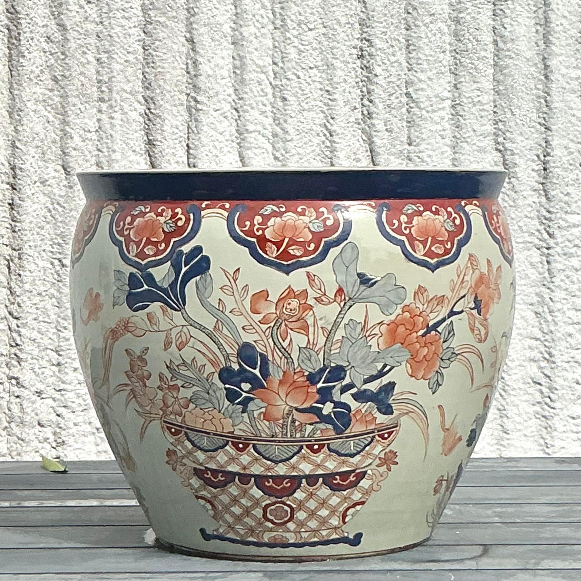 Vintage Asian Imari Planter In Good Condition For Sale In west palm beach, FL
