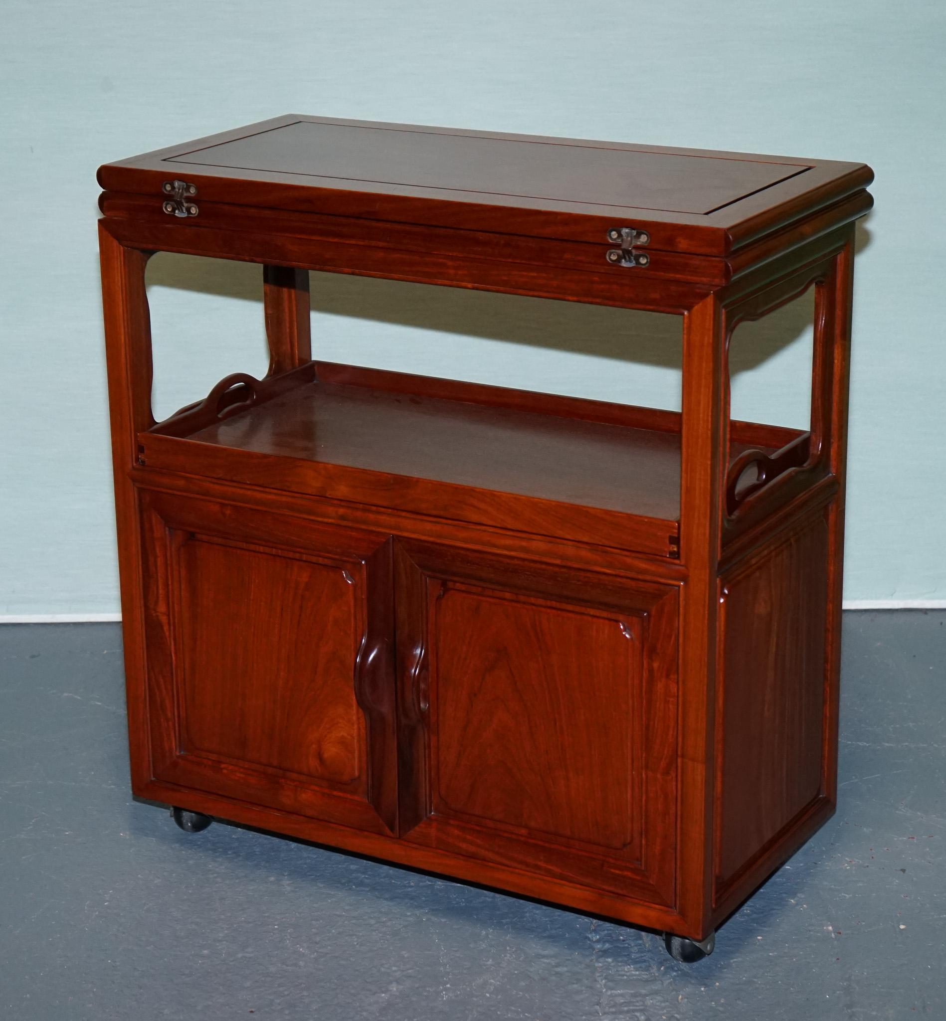 British VINTAGE ASIAN iNSPIRED ROLLING BAR CABINET MID CENTURY TEA OR LIQUOR CART For Sale