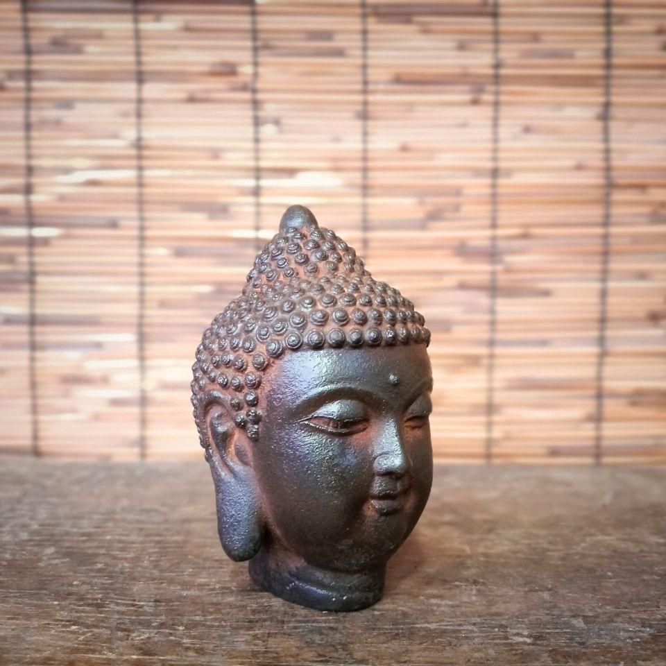 Ferro Testa di Buddha asiatica in ferro vintage in vendita