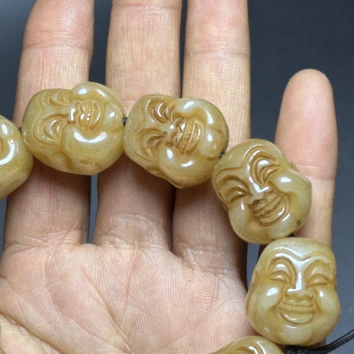 Vintage Asian Jade Carving Maitreya Buddha Head Beads Bracelet Jewelry For Sale 4