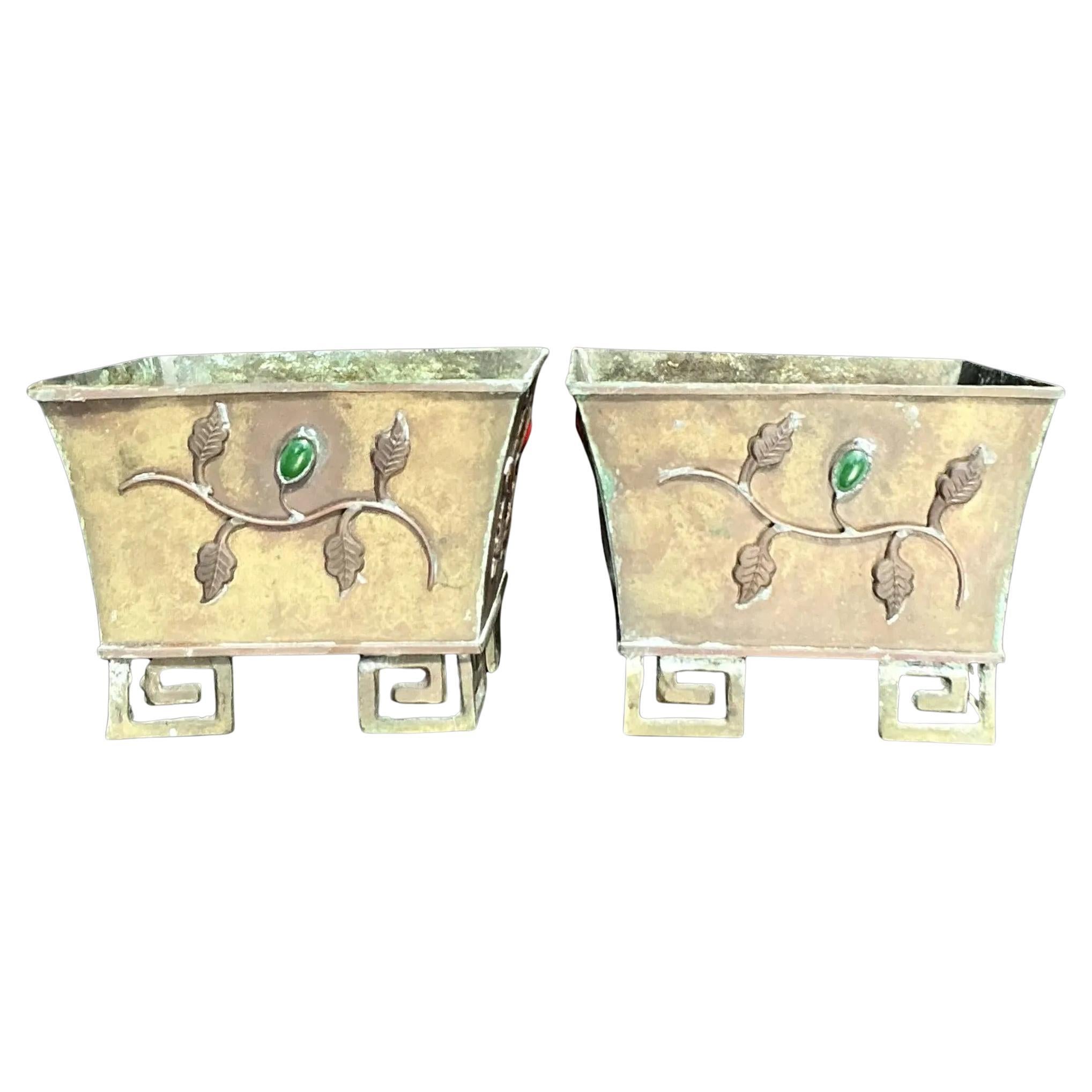 Pots à Cache en laiton vintage asiatique Jewellled Vine - a Pair