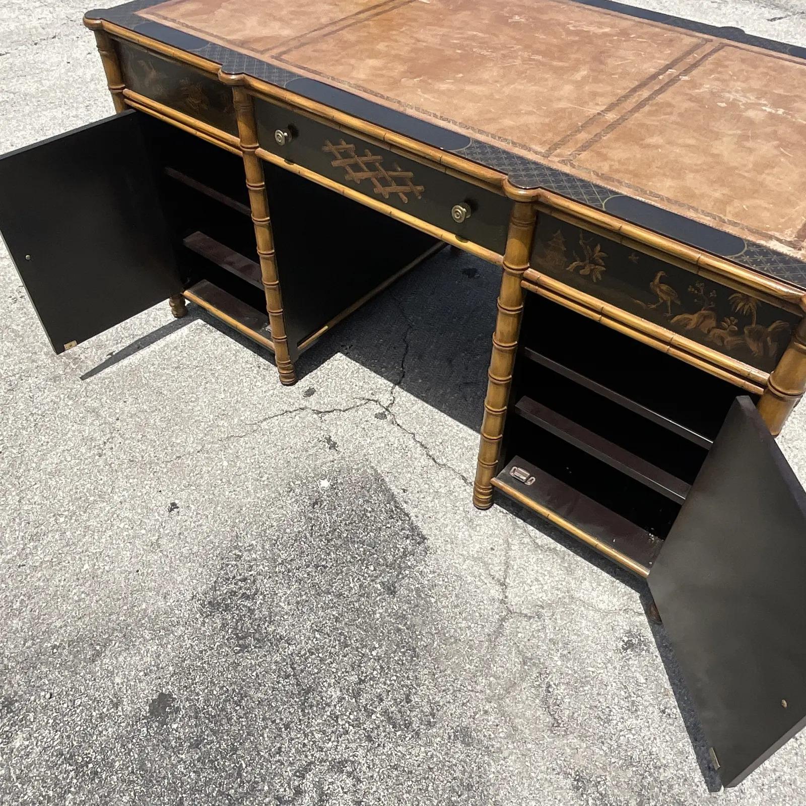 Bureau asiatique vintage Julia Gray Chinoiserie Partners Desk 4