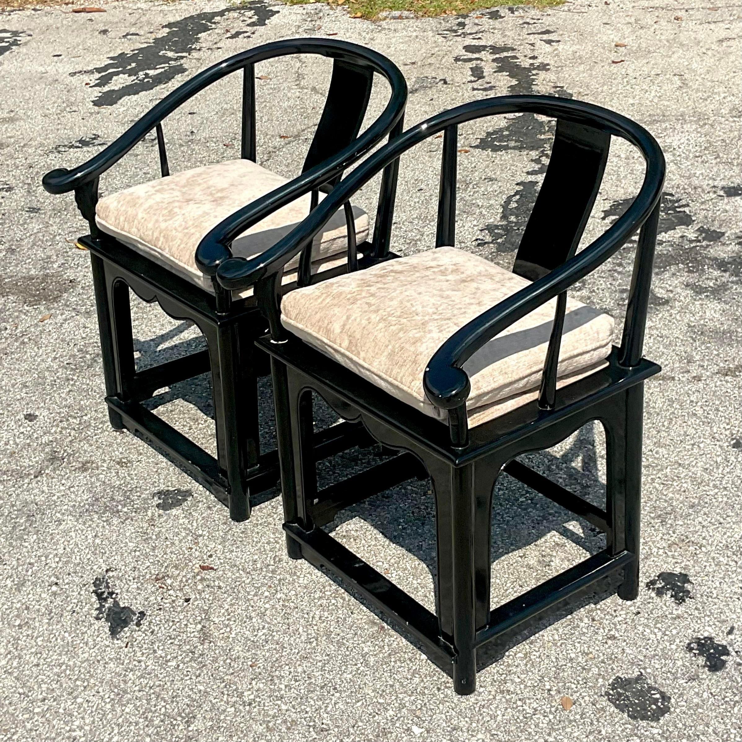 Paire de chaises longues Ming laquées d'origine asiatique en vente 2