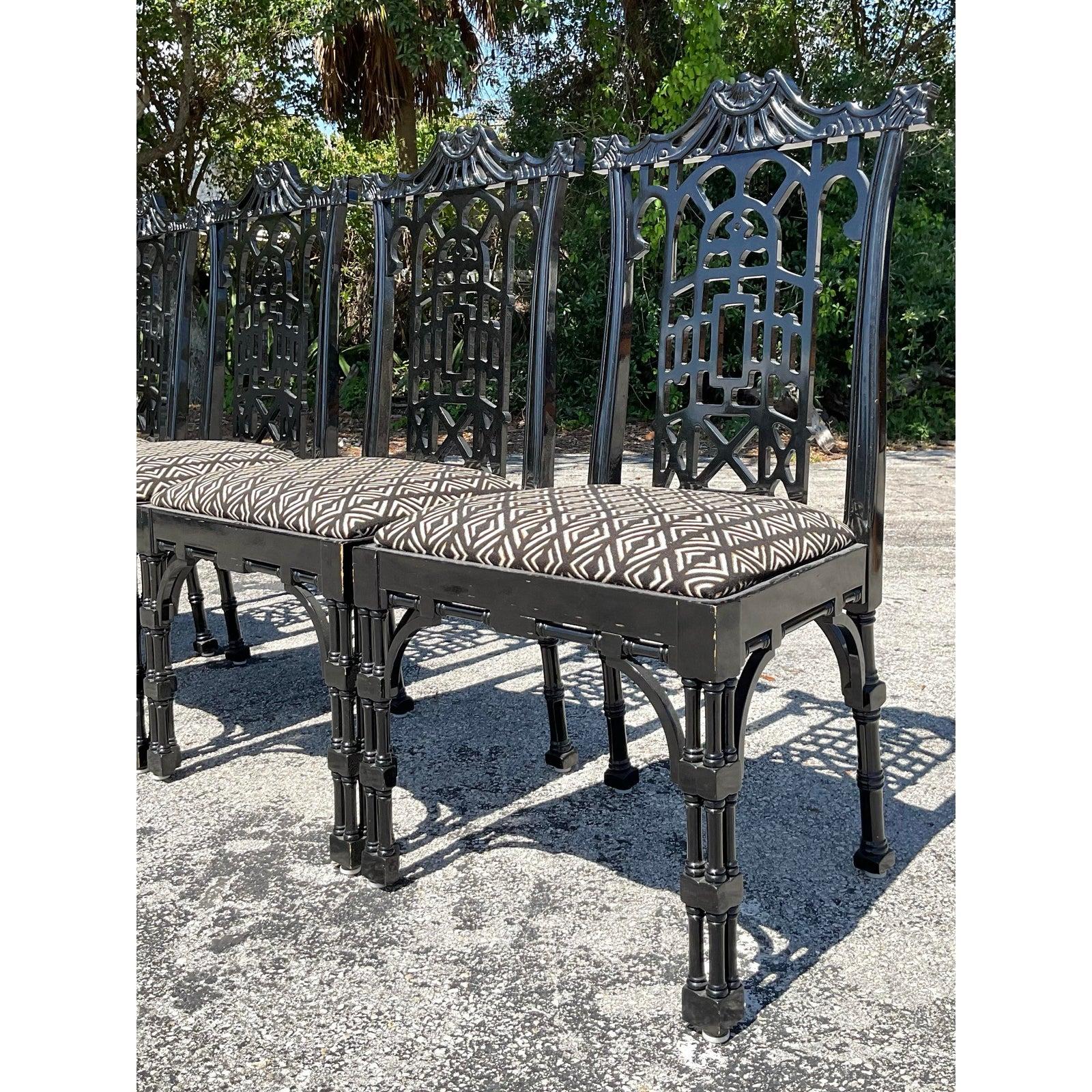 Sillas Pagoda Vintage Asiáticas Lacadas - Set de 4 en venta 2