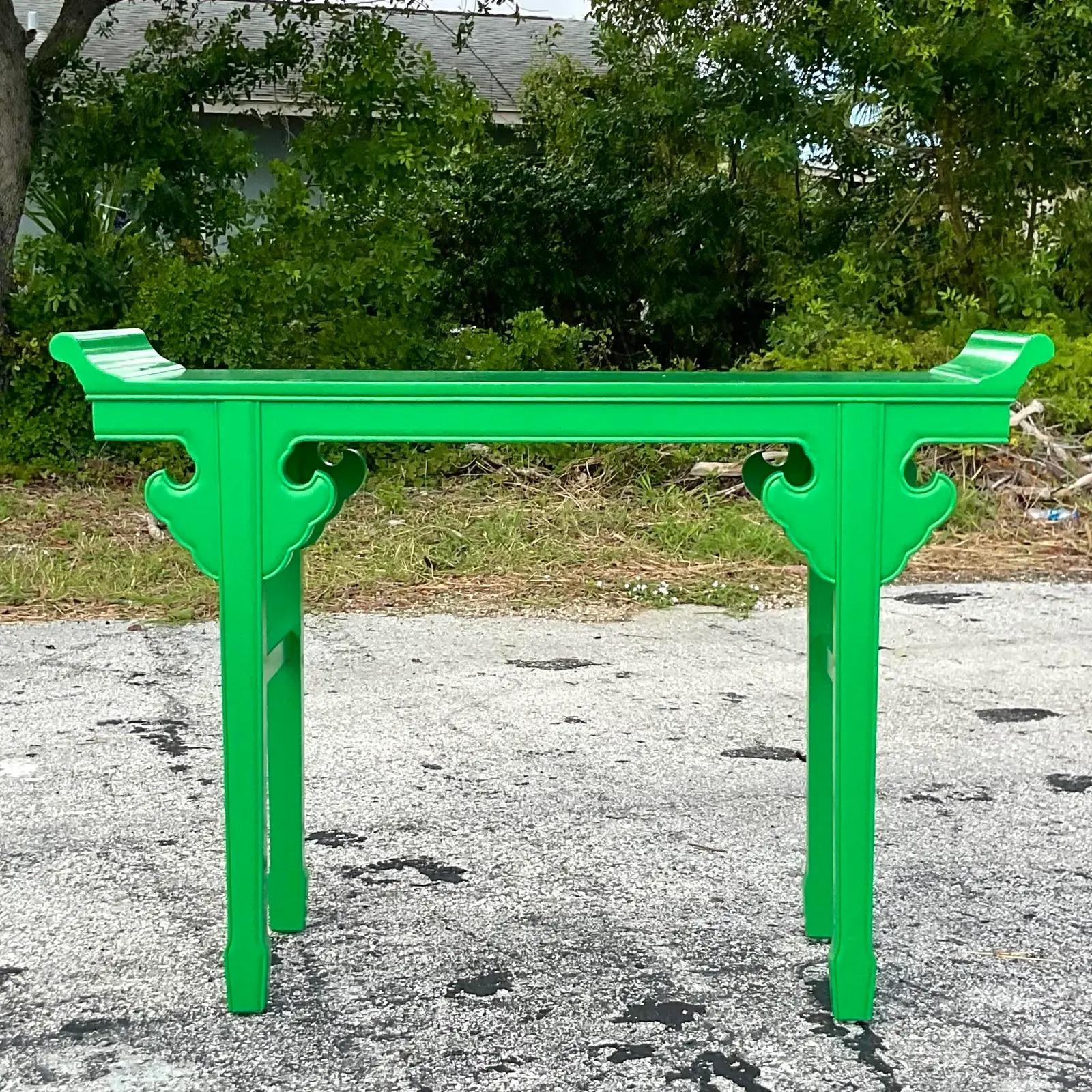 Vintage Asian Lacquered Pagoda Console Table In Good Condition In west palm beach, FL