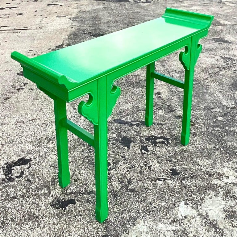 Vintage Asian Lacquered Pagoda Console Table For Sale at 1stDibs