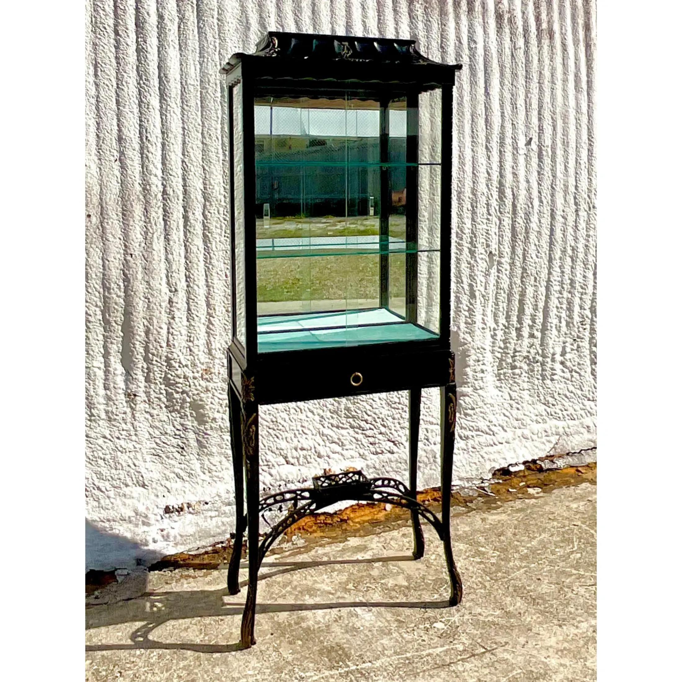 Vintage Asian Lacquered Pagoda Vitrine For Sale 3