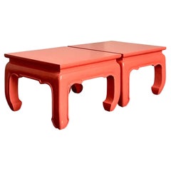 Pareja de Mesas Auxiliares Asiáticas Antiguas Lacadas