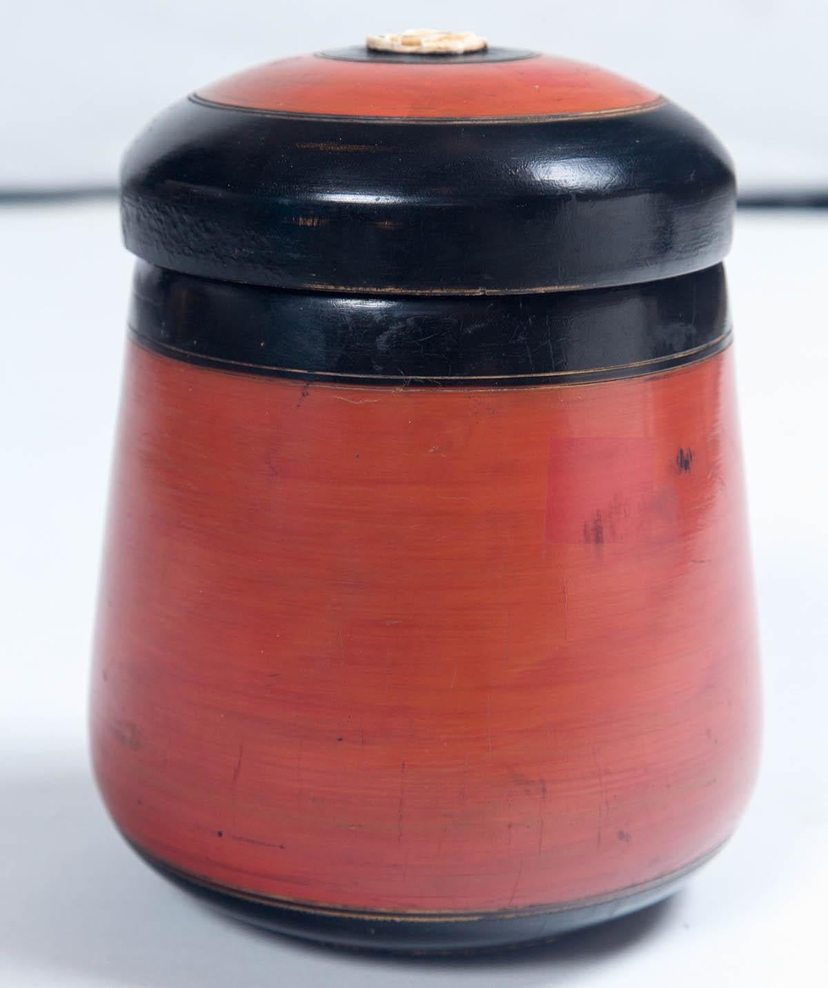 Lacquered Vintage Asian Lacquerware Storage Jar, 20th Century