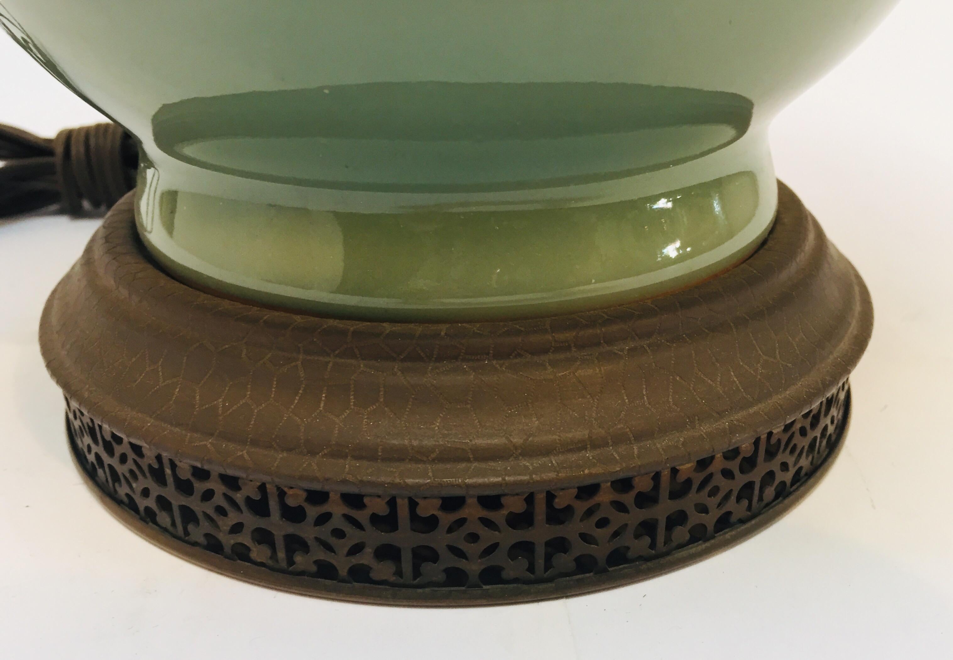 Chinoiserie Vintage Asian Oriental Chinese Glazed Green Jade Vase Porcelain Lamp