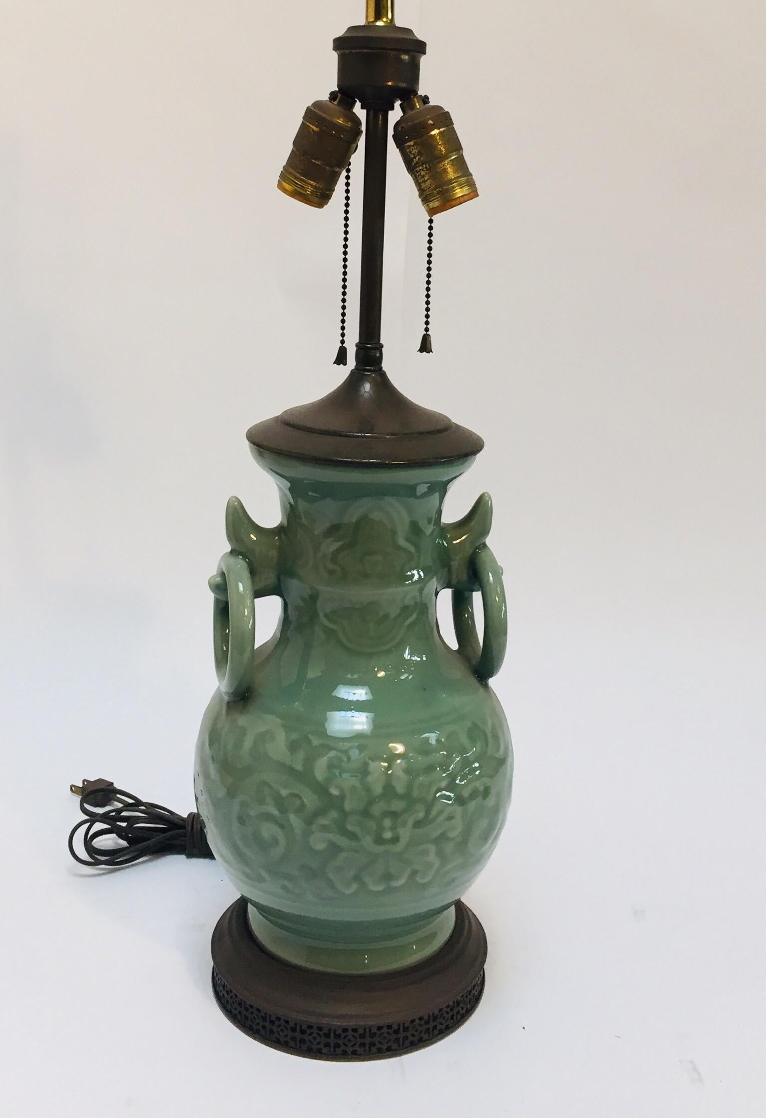 Vintage Asian Oriental Chinese Glazed Green Jade Vase Porcelain Lamp In Good Condition In North Hollywood, CA