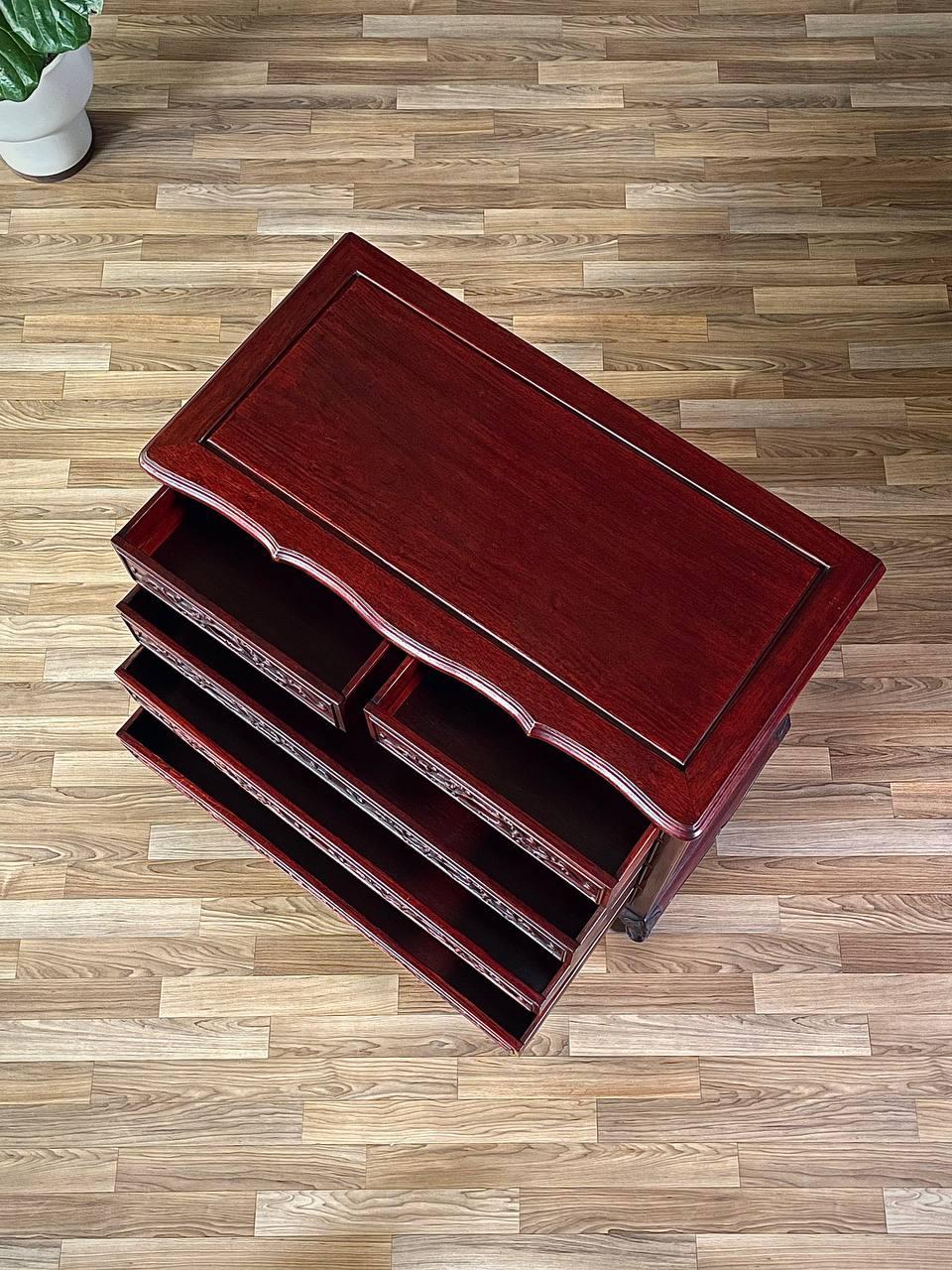 Fin du 20e siècle Commode de bureau vintage en bois de cerisier de style oriental asiatique en vente