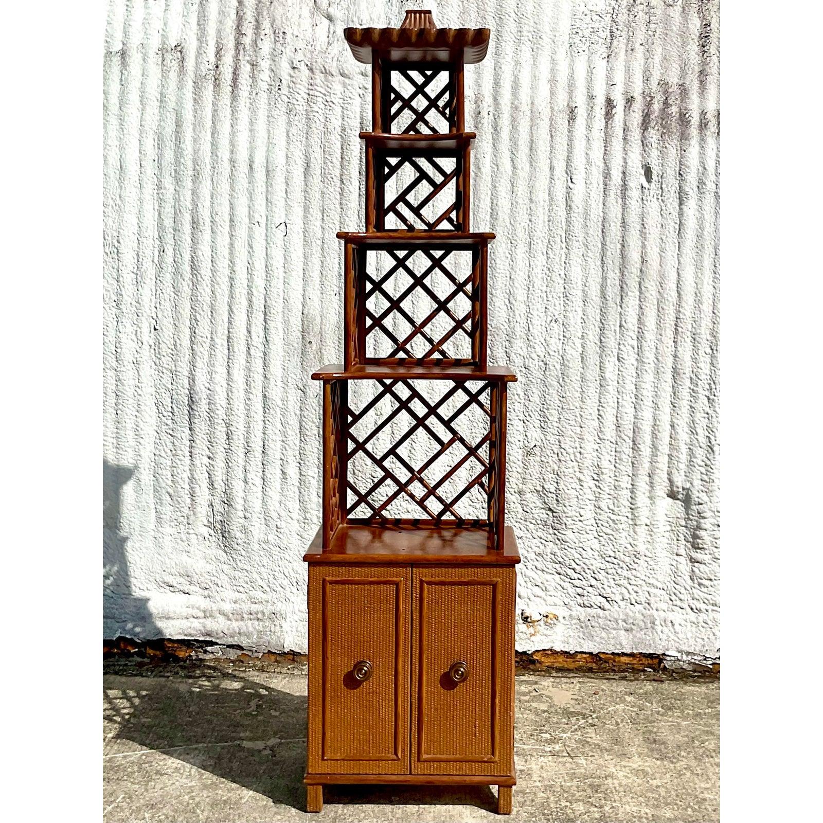 Vintage Asian Pagoda Etagere In Excellent Condition In west palm beach, FL