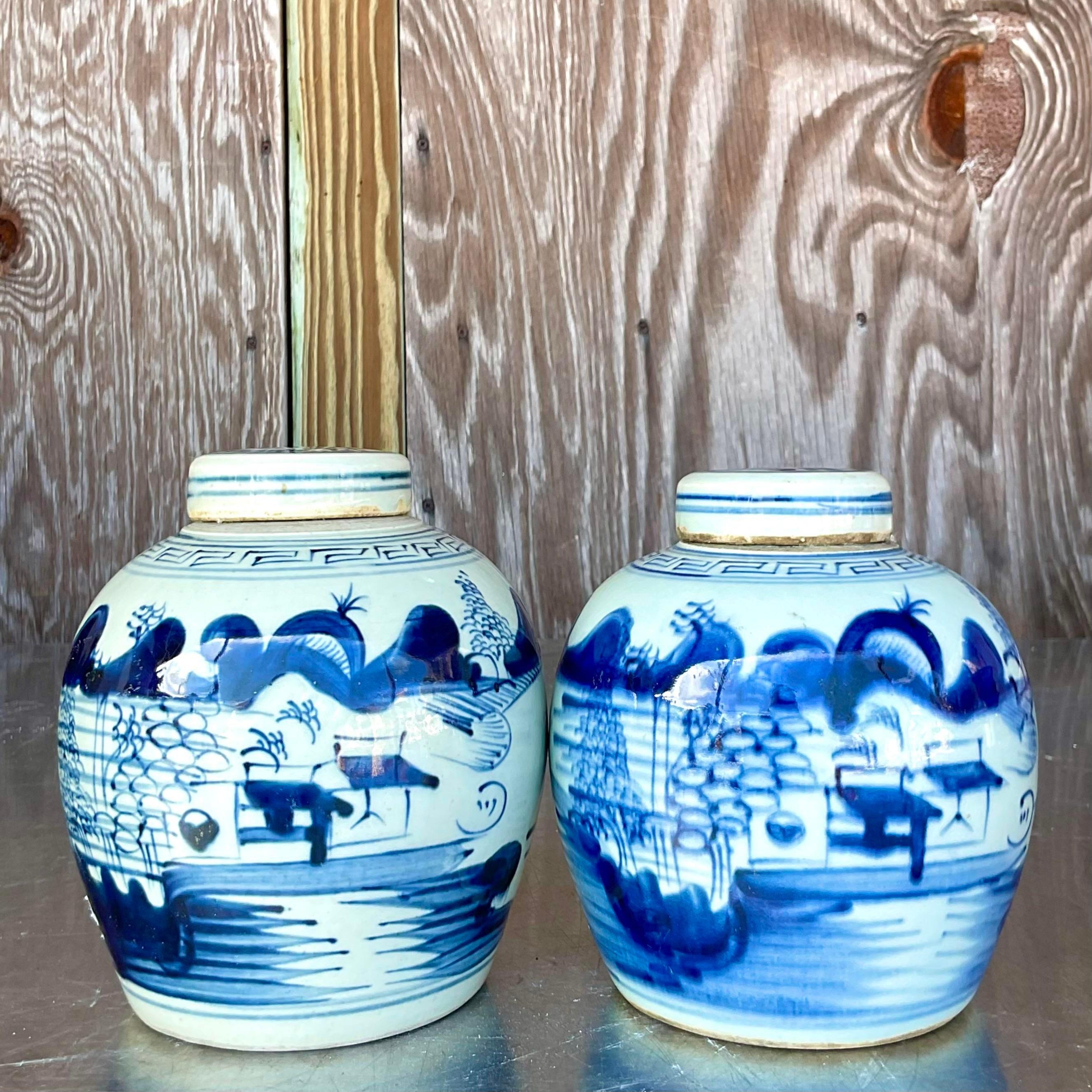 Vintage Asian Petite Blue and White Lidded Jars - Set of 2 In Good Condition For Sale In west palm beach, FL