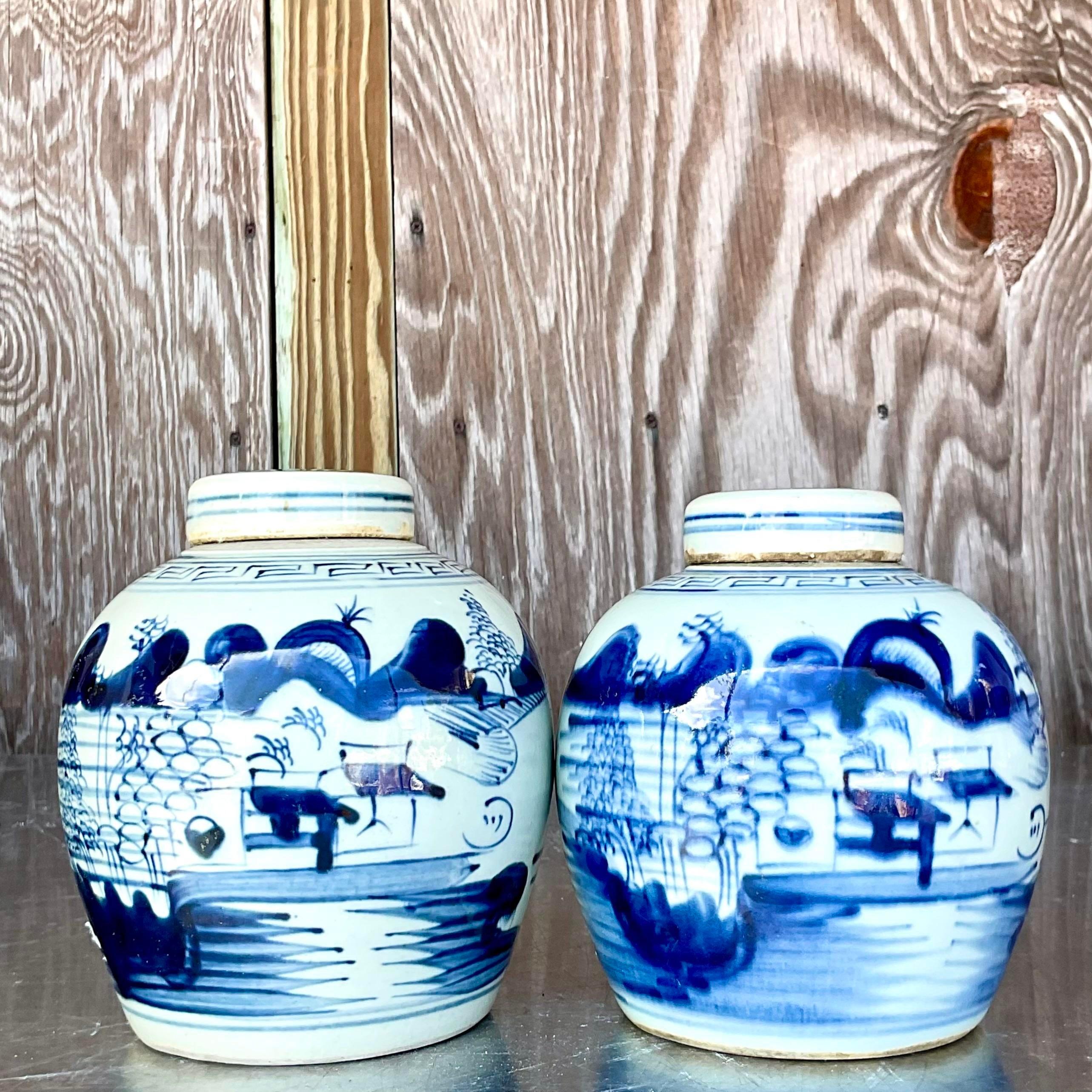20th Century Vintage Asian Petite Blue and White Lidded Jars - Set of 2 For Sale