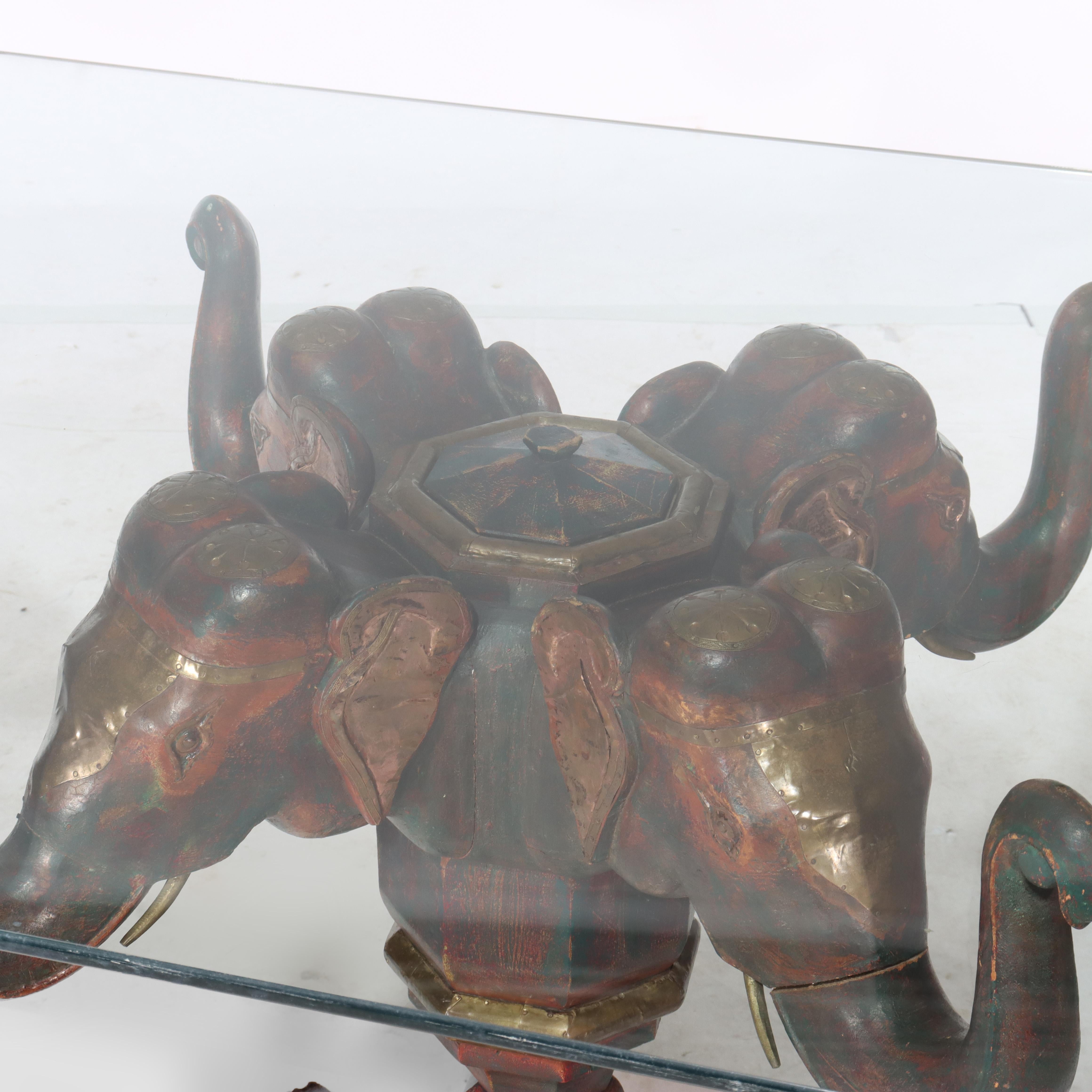 Vintage Asian Elephant Figural Polychromed Double Pedestal Glass Top Table (Tavolo con doppio piedistallo) in vendita 4