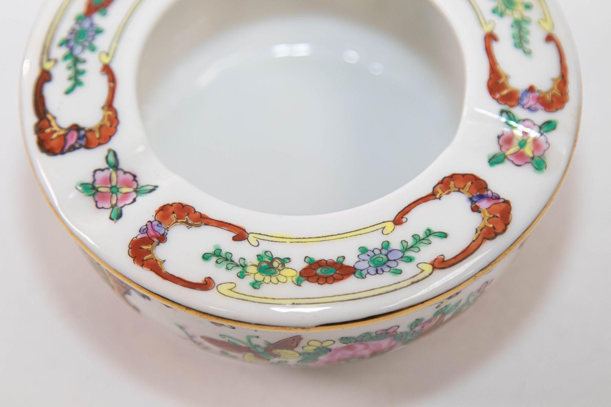 Vintage Asian Porcelain Hand Painted White Floral Ashtray China For Sale 3