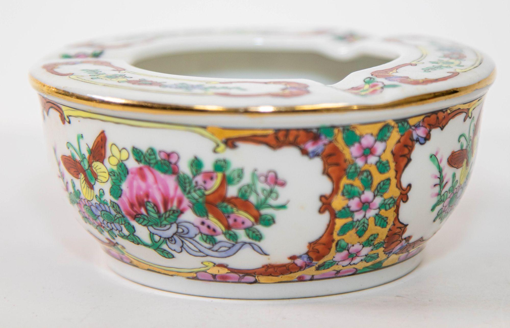 Chinoiserie Vintage Asian Porcelain Hand Painted White Floral Ashtray China For Sale