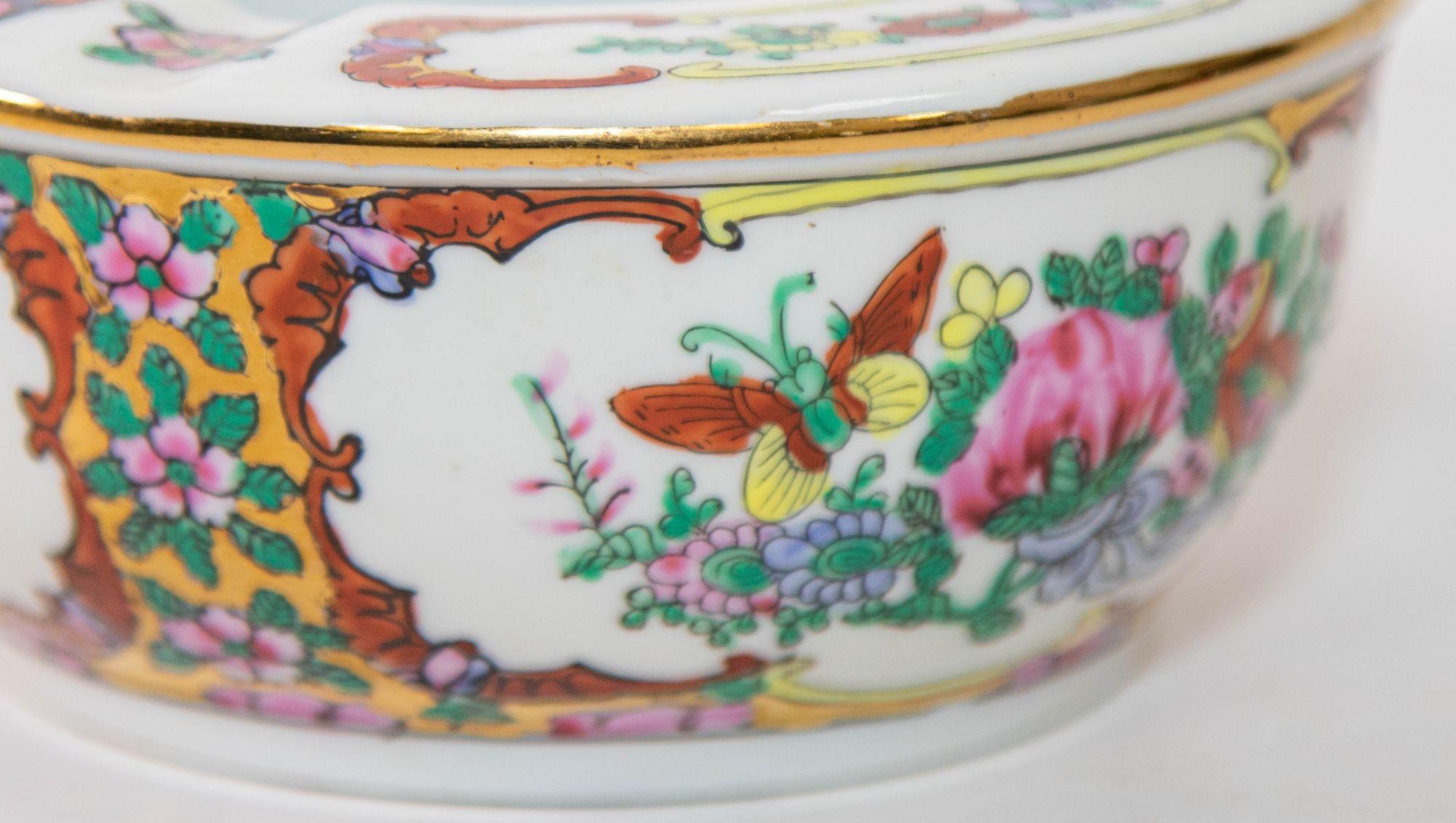 Chinese Vintage Asian Porcelain Hand Painted White Floral Ashtray China For Sale