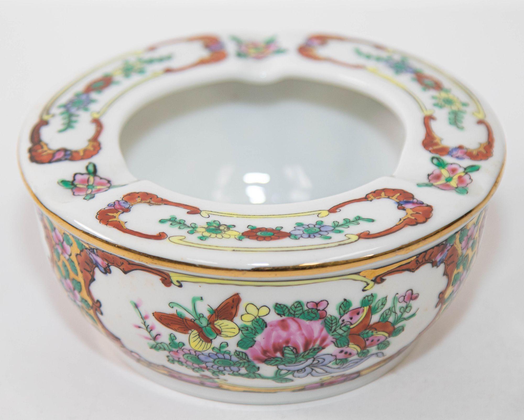Vintage Asian Porcelain Hand Painted White Floral Ashtray China For Sale 1