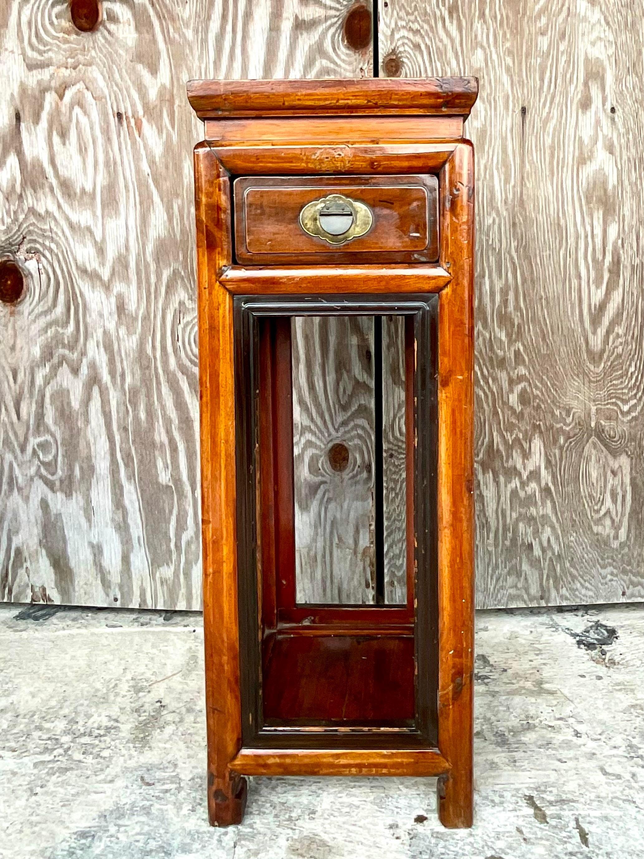 Vintage Asian Reclaimed Wood Medallion Pedestal (20. Jahrhundert) im Angebot