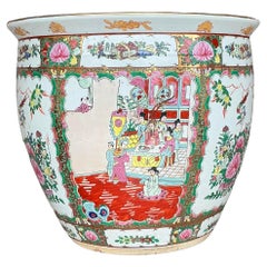 Vintage Asian Rose Famile Ceramic Planter